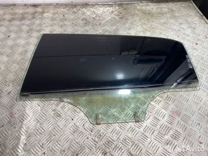 Стекло двери опускное заднее левое Ssangyong