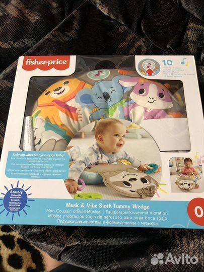 Музыкальная подушка под животик fisher price