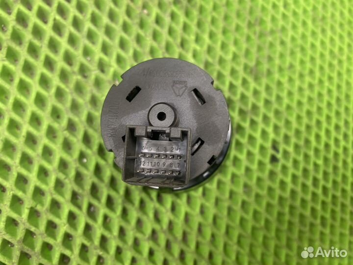 Блок управления светом T5G Howo C7H Sitrak