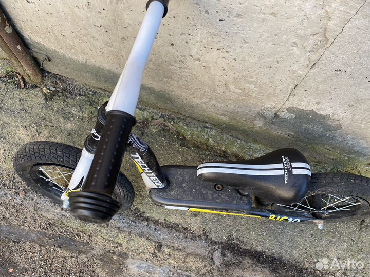 Беговел детский бу