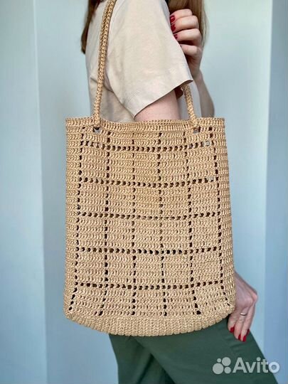 Вязаная сумка летняя из рафии