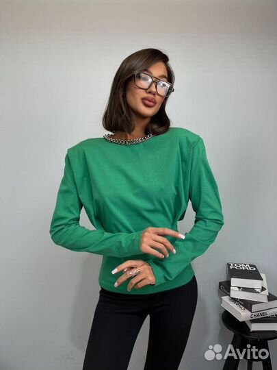 Свитшот с цепью