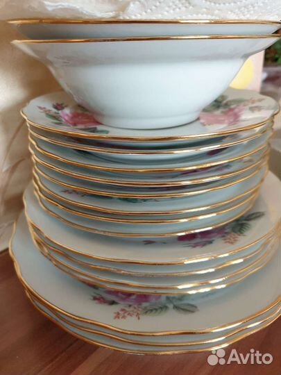 Набор столовой посуды. Тарелки. Дулёвский фарфор