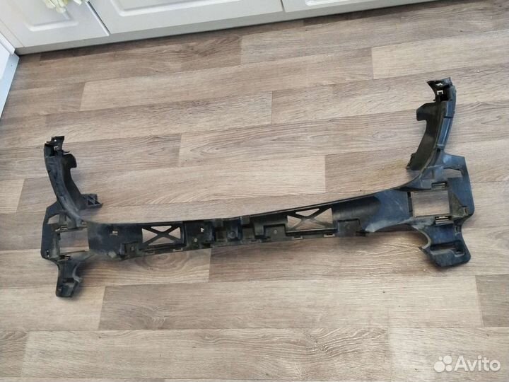 Кронштейн переднего бампера Mercedes Benz X166