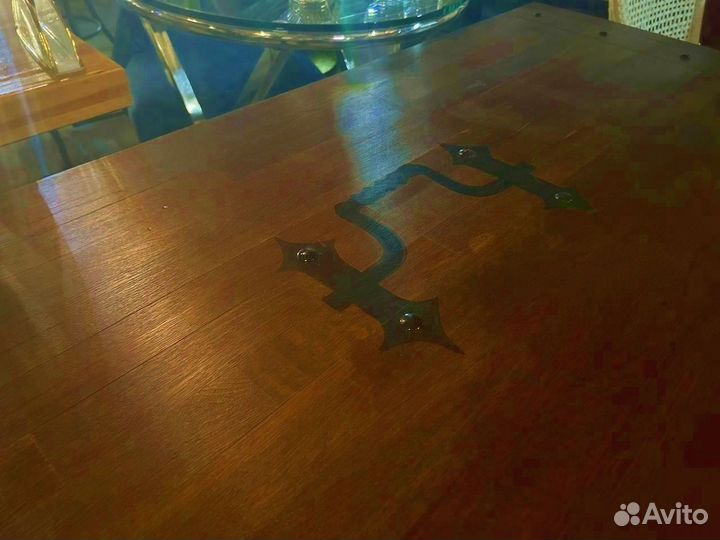 Стол из массива