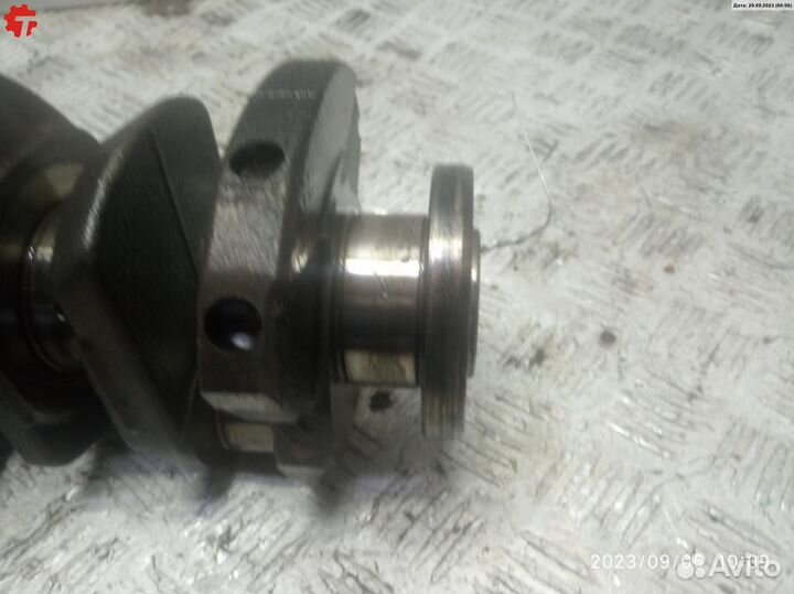 Коленвал Opel Vivaro