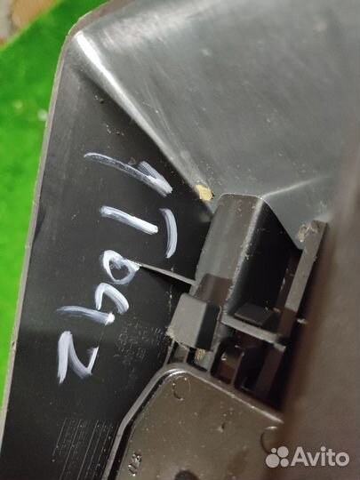 Накладка салазок сидения Volkswagen Touareg 7L