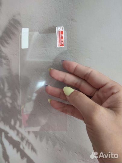 Защитная пленка на телефон