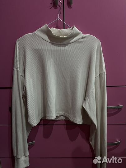 Свитшот с воротников в рубчик