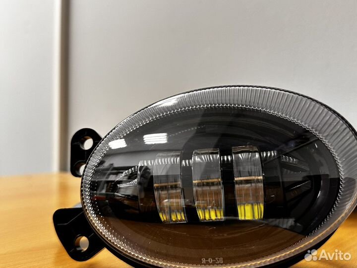 Протифотуманные фары на мерседес