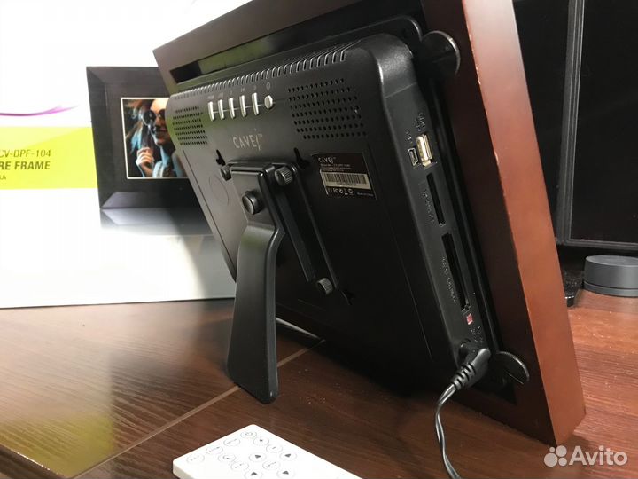 Цифровая фоторамка Cavei CV-DPF-10.4 с видео