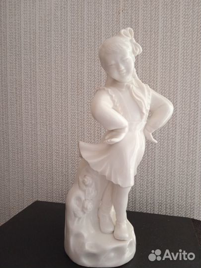 Винтажная китайская статуэтка