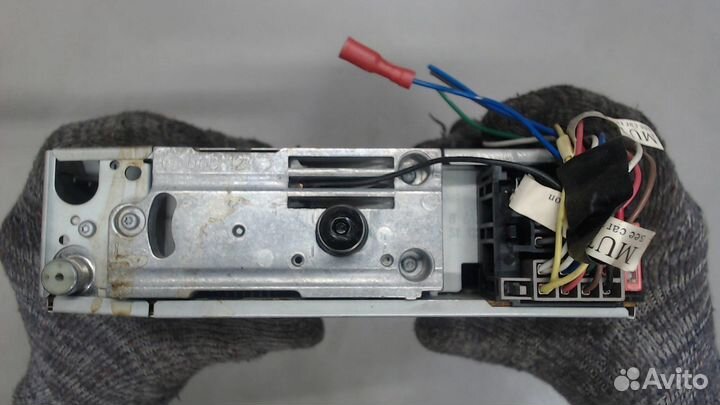 Магнитола Mitsubishi L200, 2004