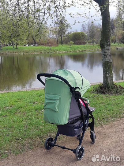 Коляска прогулочная лёгкая Babyton Active