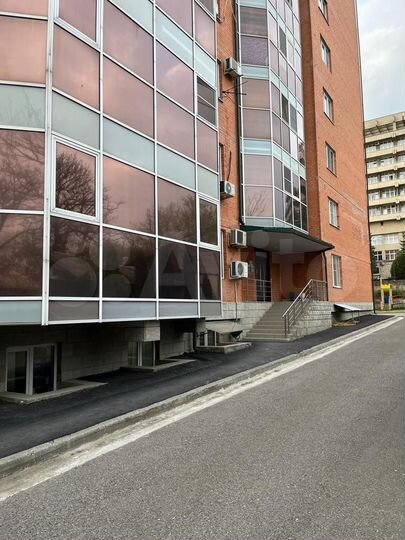 2-к. квартира, 66 м², 8/12 эт.