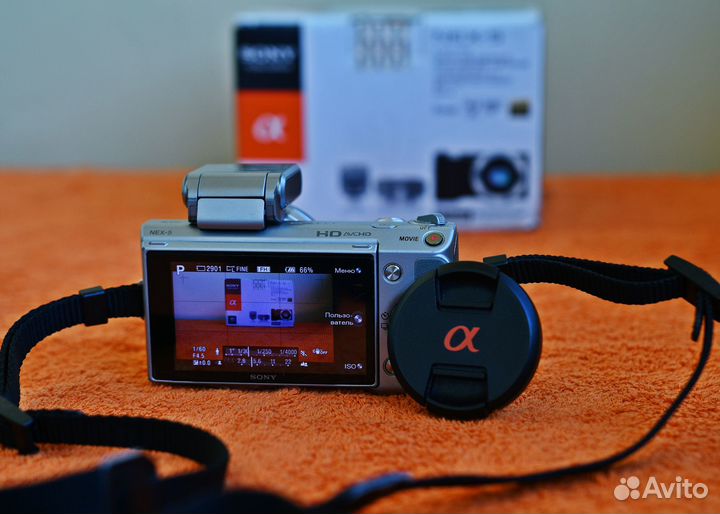 Sony Alpha NEX-5 / SEL-16F28 16 мм F/2.8