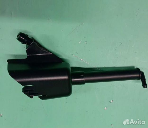 Форсунка омывателя левая X-Trail T32 рестайл