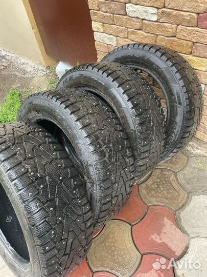 Pirelli Ice Zero 225/55 R17