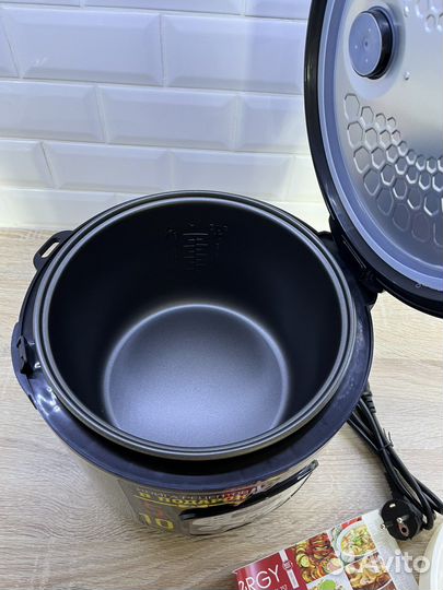 Мультиварка новая