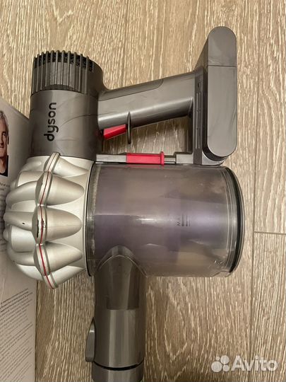 Пылесос Dyson DC62