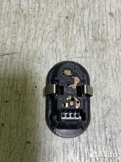 Кнопка стеклоподъемника Опель Астра Джи 98-05