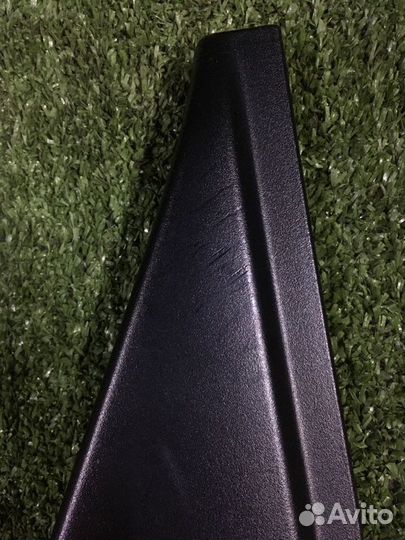 Накладка двери задняя правая Nissan Qashqai J10