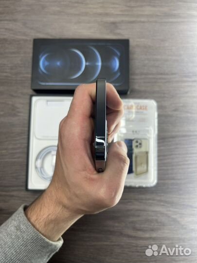 iPhone 12 Pro, 256 ГБ