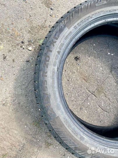 Continental IceContact 2 235/55 R20 105T