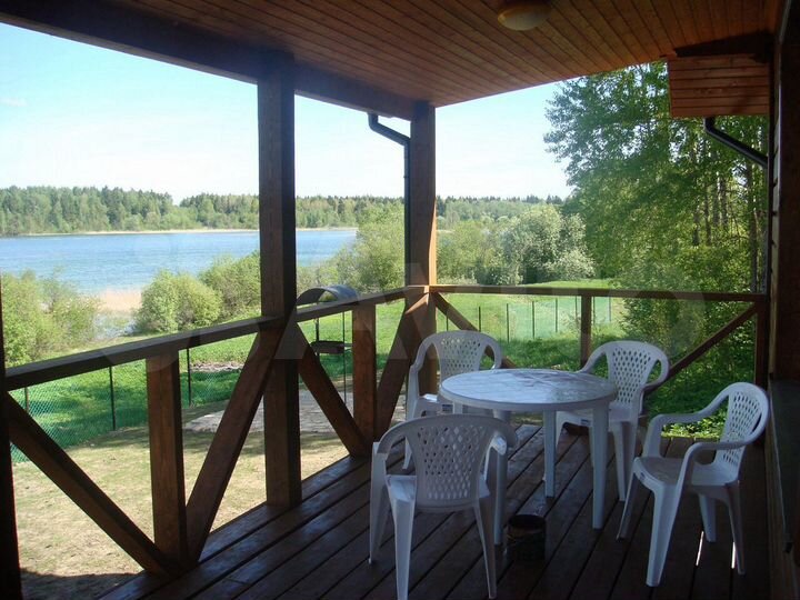 Коттедж 200 м² на участке 100 сот.