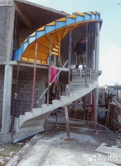 Опалубка для лестниц