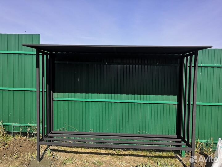 Дровник уличный