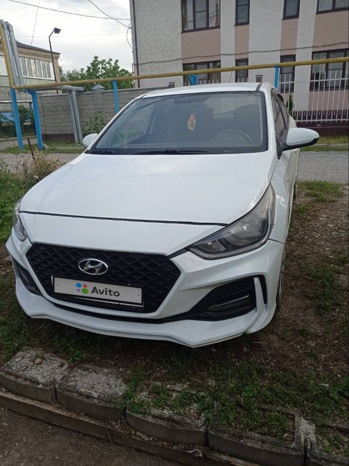 Hyundai Solaris: фото владельца