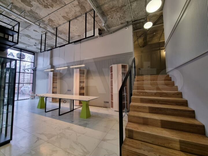 Продам торговое помещение, 135 м²