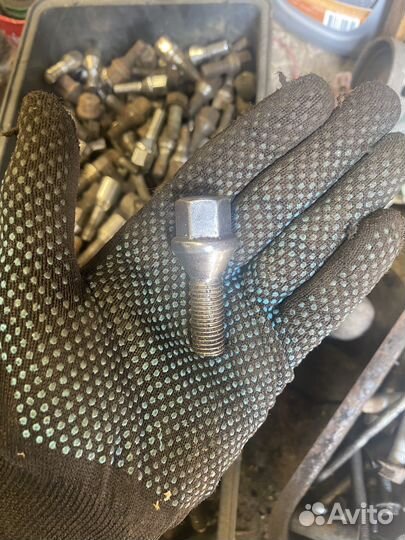 Болт колесный м12х1.5