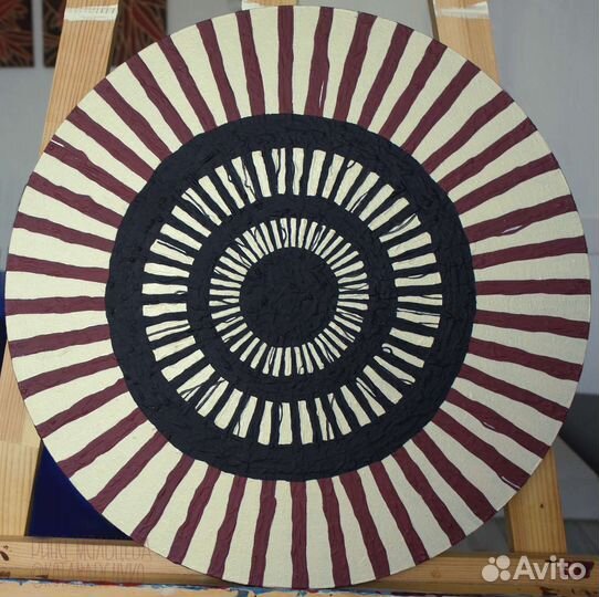 Картина на круглом холсте