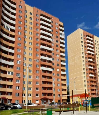 2-к. квартира, 67,8 м², 17/17 эт.