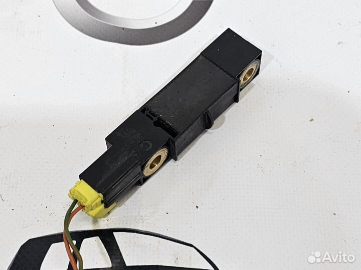 Датчик удара Volvo S60 S80 XC70 V70 1998-2007