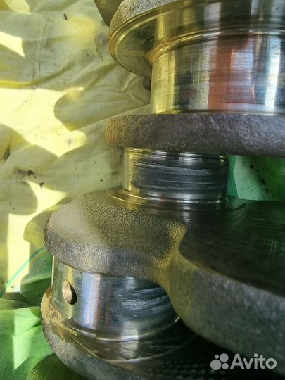 Коленвал dodge intrepid 2.7