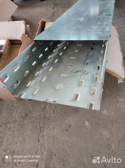 Лоток PNK 300х100х2500х0,7 перфорированный