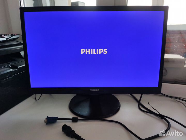 Монитор Philips 223v5l 1920x1080