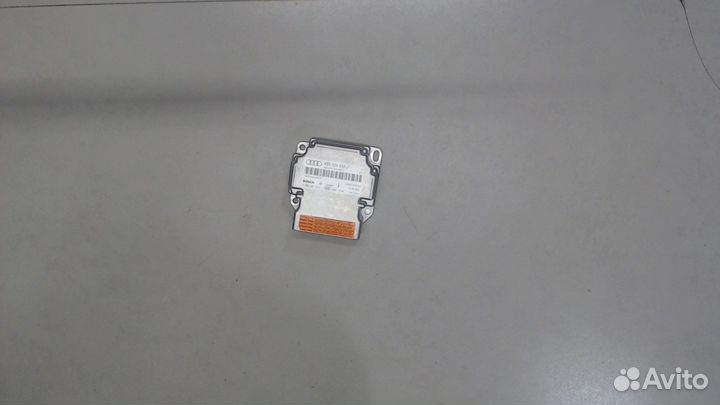 Блок управления airbag Audi S8 (D3), 2008