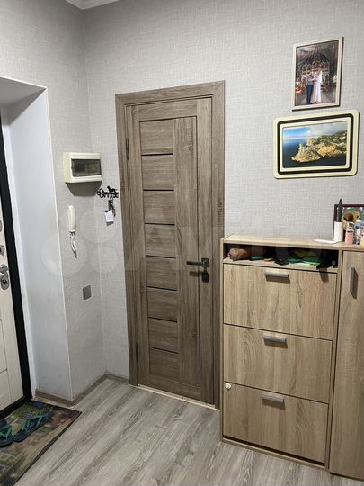 2-к. квартира, 61 м², 1/6 эт.