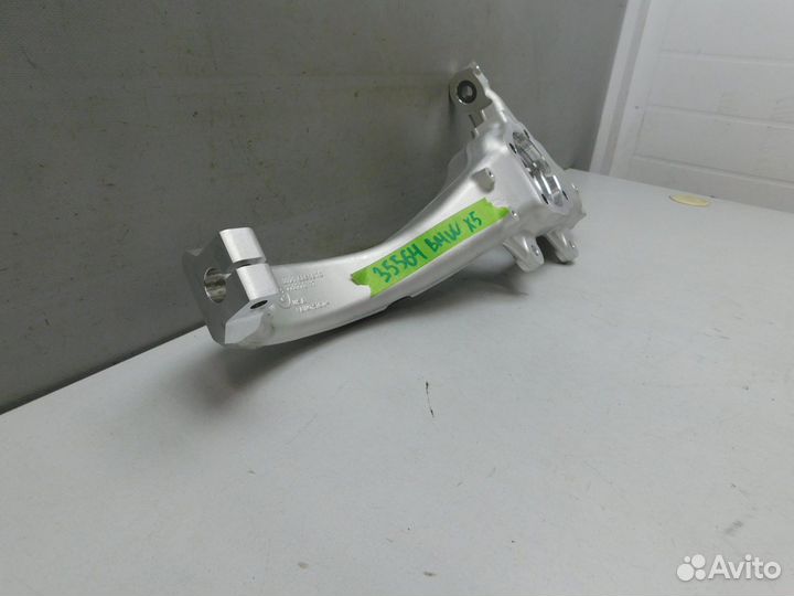 Цапфа/кулак поворотный передний правый BMW X5