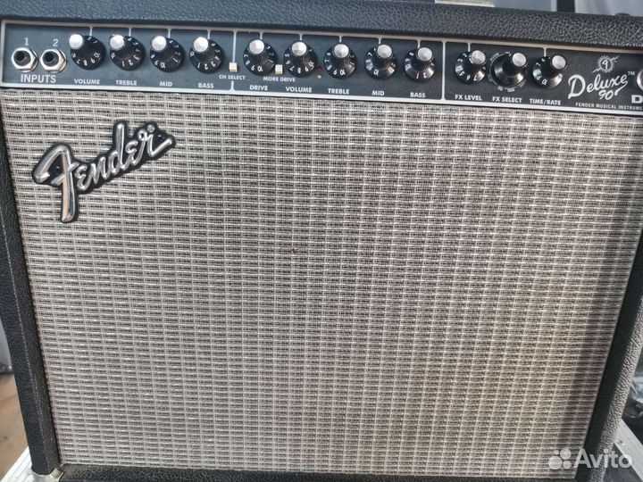 Гитарный комбоусилитель fender Deluxe 90 DSP