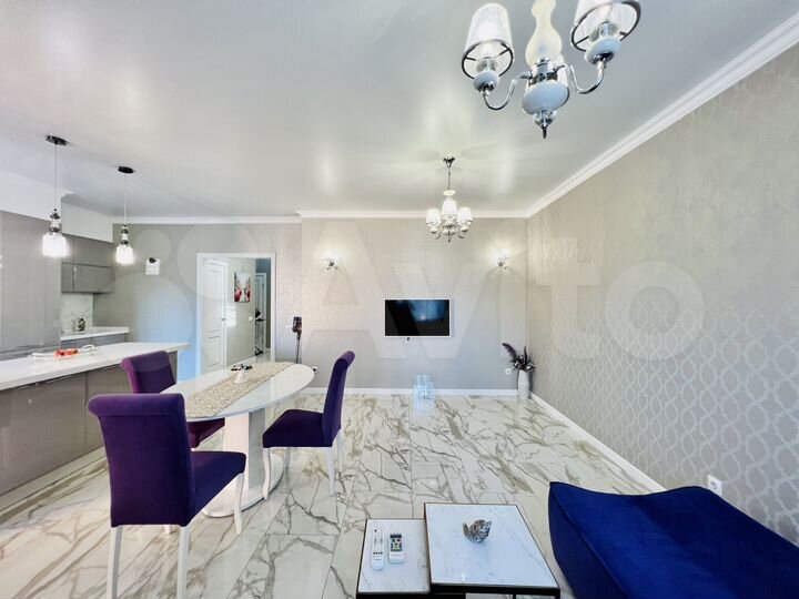 3-к. квартира, 104,3 м², 2/5 эт.