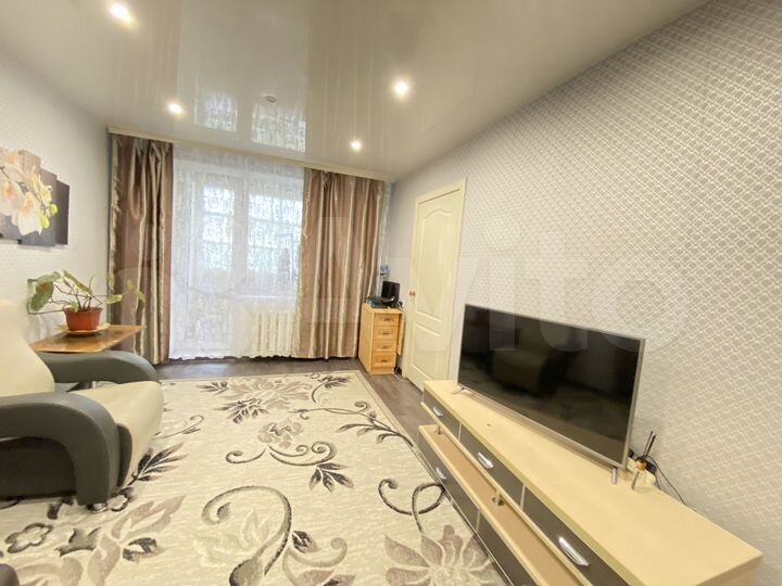 3-к. квартира, 57,6 м², 1/9 эт.