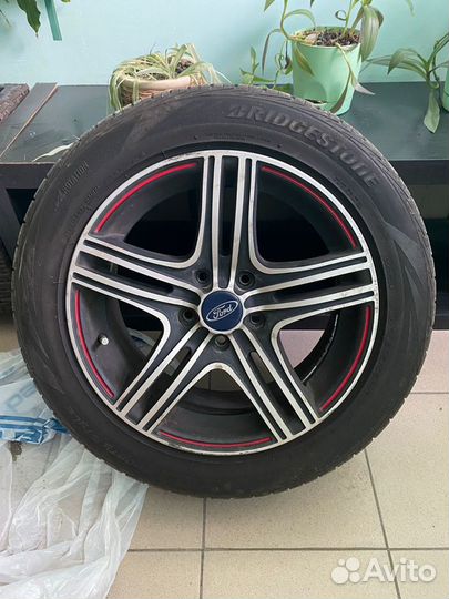 Bridgestone MY-02 Sporty Style 205/55 R16 91V