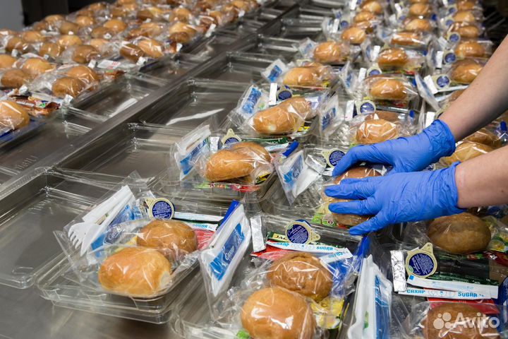 Упаковщик боксов с питанием работа вахтой