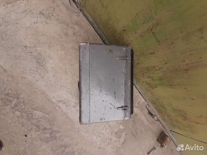 Зимний рыболовный ящик