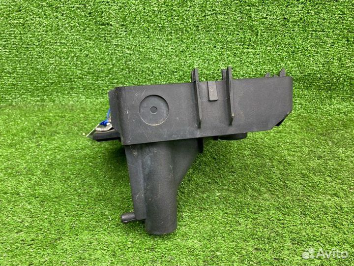 Площадка Акб Volkswagen Polo 5